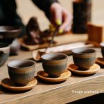 台東市區茶飲推薦 傳廣路手搖飲店主打洛神花茶、無糖純茶與奶蓋系列